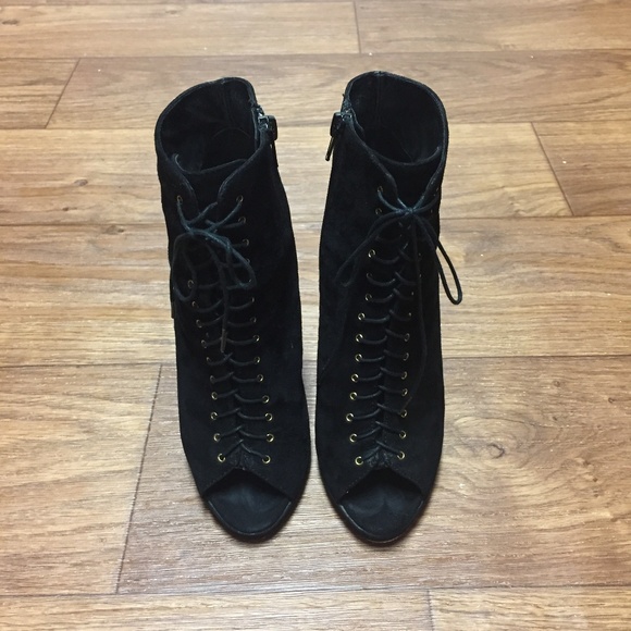 Dolce Vita Suede Peep Toe Booties Black sz 6 - Picture 2 of 6